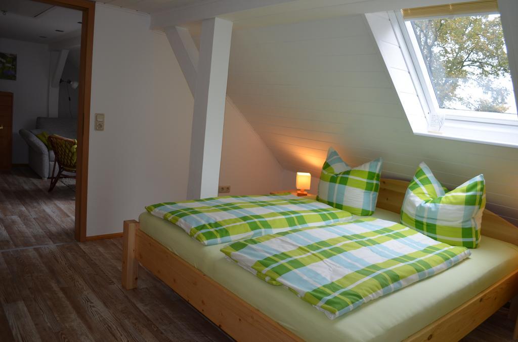 Ferienwohnung Gaensebluemchen バート・ヴィルスナック エクステリア 写真