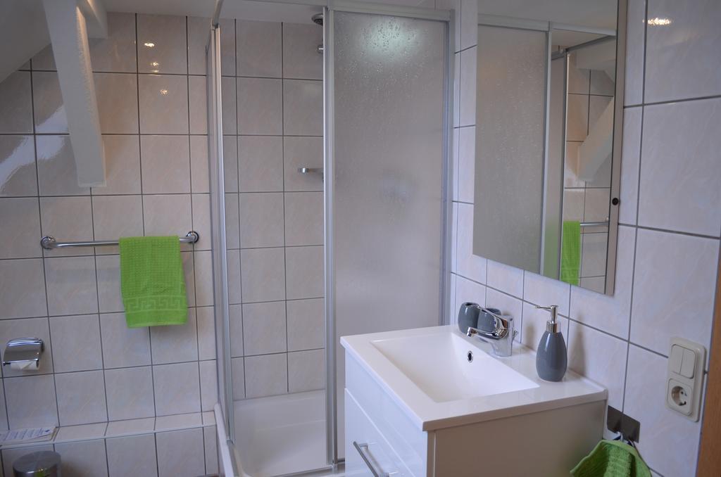 Ferienwohnung Gaensebluemchen バート・ヴィルスナック エクステリア 写真