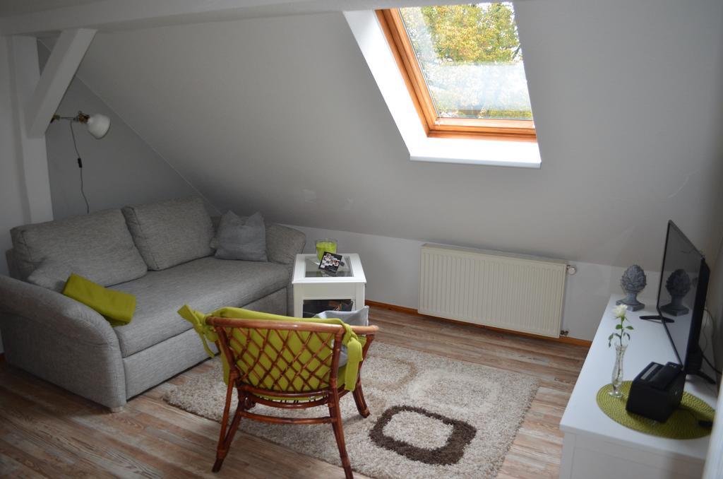 Ferienwohnung Gaensebluemchen バート・ヴィルスナック エクステリア 写真