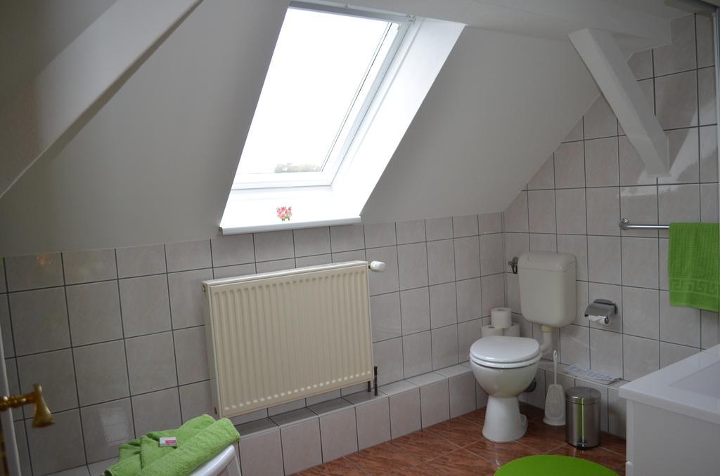 Ferienwohnung Gaensebluemchen バート・ヴィルスナック エクステリア 写真